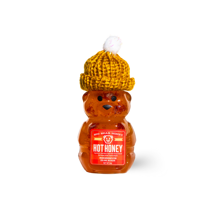 2 oz Hot Honey Holiday Bear
